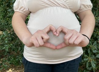 Είναι η κύηση και η γαλουχία παράγοντες κινδύνου για την οστεοπόρωση και τα κατάγματα;