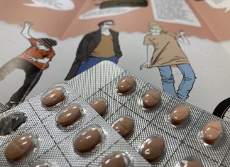 Ποια συμπεριφορά των εφήβων μπορεί να προμηνύει επαφή με χρήση ναρκωτικών ουσιών;