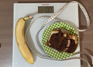 Πρέπει τα υπέρβαρα/παχύσαρκα ηλικιωμένα άτομα να πραγματοποιούν δίαιτες απώλειας βάρους;